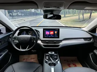 Hongqi E-QM5 2023 купить из Китая, цена 1 566 000 ₽ — Suifenhe Auto