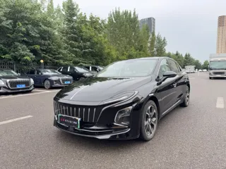 Hongqi E-QM5 2024 купить из Китая, цена 1 656 000 ₽ — Suifenhe Auto