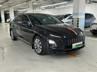 Hongqi E-QM5 2023 купить из Китая, цена 3 366 000 ₽ — Suifenhe Auto