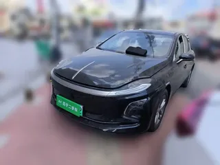 Hongqi E-QM5 2026 купить из Китая, цена 2 098 000 ₽ — Suifenhe Auto