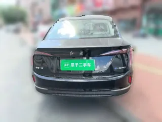 Hongqi E-QM5 2026 купить из Китая, цена 2 098 000 ₽ — Suifenhe Auto