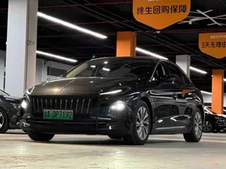 Hongqi E-QM5 2024 купить из Китая, цена 2 064 000 ₽ — Suifenhe Auto