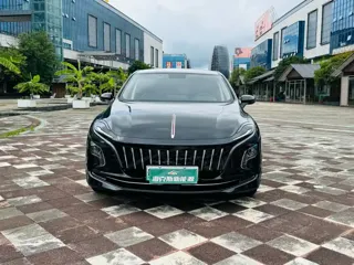 Hongqi E-QM5 2024 купить из Китая, цена 1 547 000 ₽ — Suifenhe Auto