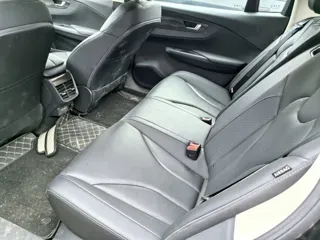 Hongqi E-QM5 2024 купить из Китая, цена 1 637 000 ₽ — Suifenhe Auto