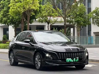 Hongqi E-QM5 2024 купить из Китая, цена 1 777 000 ₽ — Suifenhe Auto