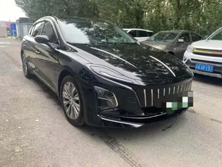 Hongqi E-QM5 2024 купить из Китая, цена 1 882 000 ₽ — Suifenhe Auto