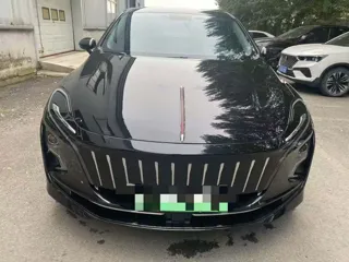 Hongqi E-QM5 2024 купить из Китая, цена 1 882 000 ₽ — Suifenhe Auto