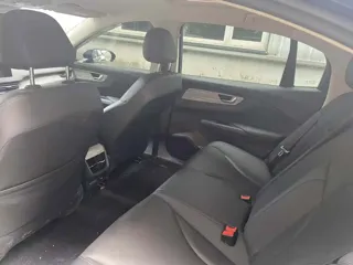 Hongqi E-QM5 2024 купить из Китая, цена 1 882 000 ₽ — Suifenhe Auto