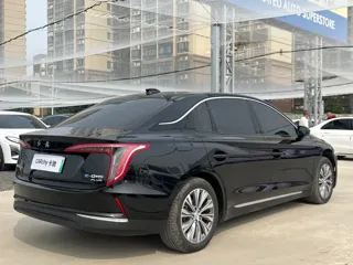 Hongqi E-QM5 2024 купить из Китая, цена 2 027 000 ₽ — Suifenhe Auto