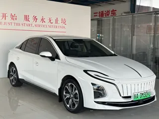 Hongqi E-QM5 2024 купить из Китая, цена 1 623 000 ₽ — Suifenhe Auto