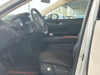 Hongqi E-QM5 2024 купить из Китая, цена 1 623 000 ₽ — Suifenhe Auto
