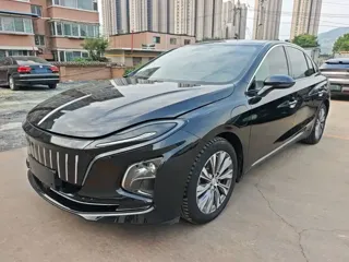 Hongqi E-QM5 2022