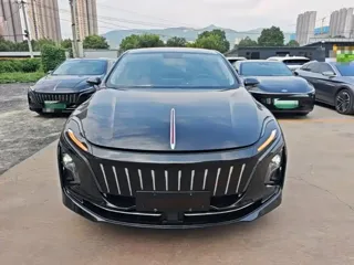 Hongqi E-QM5 2022 купить из Китая, цена 3 341 000 ₽ — Suifenhe Auto