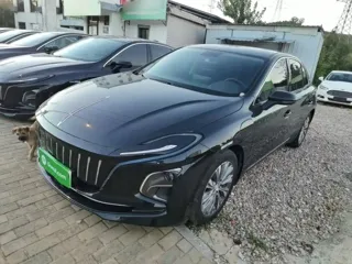 Hongqi E-QM5 2023
