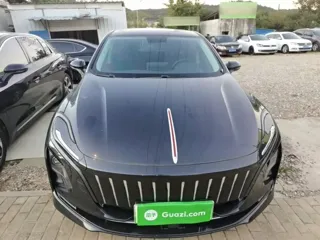 Hongqi E-QM5 2023 купить из Китая, цена 3 250 000 ₽ — Suifenhe Auto