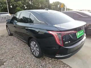 Hongqi E-QM5 2023 купить из Китая, цена 3 250 000 ₽ — Suifenhe Auto