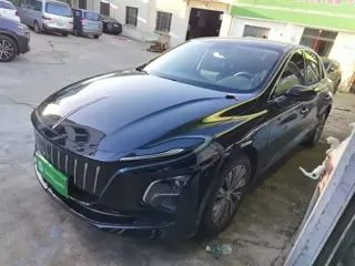 Hongqi E-QM5 2023