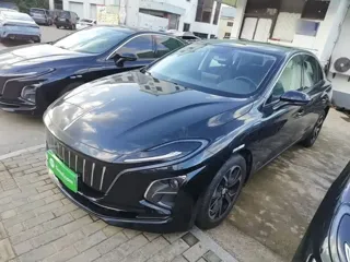 Hongqi E-QM5 2023 купить из Китая, цена 1 588 000 ₽ — Suifenhe Auto
