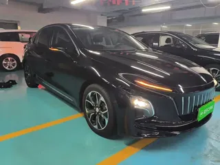 Hongqi E-QM5 2023 купить из Китая, цена 1 488 000 ₽ — Suifenhe Auto