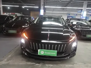 Hongqi E-QM5 2023 купить из Китая, цена 1 583 000 ₽ — Suifenhe Auto