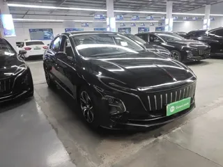 Hongqi E-QM5 2023 купить из Китая, цена 1 583 000 ₽ — Suifenhe Auto