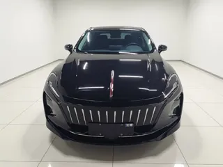 Hongqi E-QM5 2023 купить из Китая, цена 1 590 000 ₽ — Suifenhe Auto