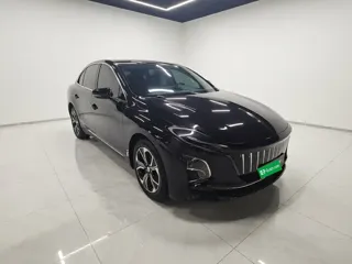 Hongqi E-QM5 2023 купить из Китая, цена 1 590 000 ₽ — Suifenhe Auto