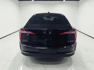 Hongqi E-QM5 2023 купить из Китая, цена 1 590 000 ₽ — Suifenhe Auto