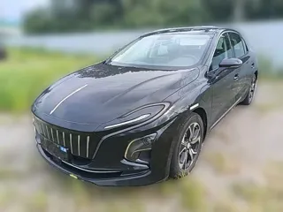 Hongqi E-QM5 2024 купить из Китая, цена 1 659 000 ₽ — Suifenhe Auto