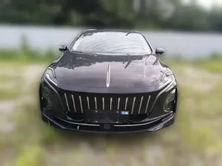 Hongqi E-QM5 2024 купить из Китая, цена 1 657 000 ₽ — Suifenhe Auto