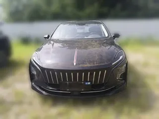 Hongqi E-QM5 2024 купить из Китая, цена 1 665 000 ₽ — Suifenhe Auto