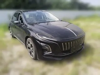 Hongqi E-QM5 2024 купить из Китая, цена 1 665 000 ₽ — Suifenhe Auto