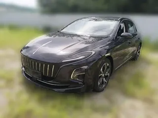 Hongqi E-QM5 2024 купить из Китая, цена 1 668 000 ₽ — Suifenhe Auto