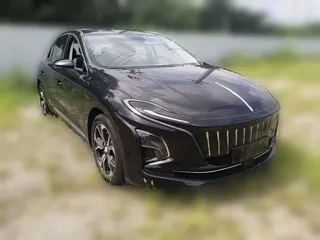 Hongqi E-QM5 2024 купить из Китая, цена 1 668 000 ₽ — Suifenhe Auto