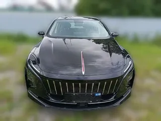 Hongqi E-QM5 2024 купить из Китая, цена 1 665 000 ₽ — Suifenhe Auto