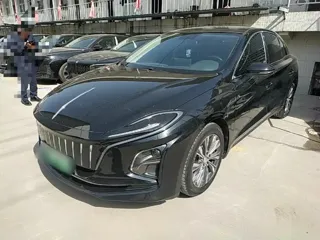 Hongqi E-QM5 2022 купить из Китая, цена 3 134 000 ₽ — Suifenhe Auto