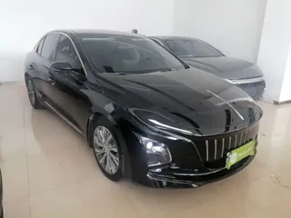 Hongqi E-QM5 2023 купить из Китая, цена 3 595 000 ₽ — Suifenhe Auto