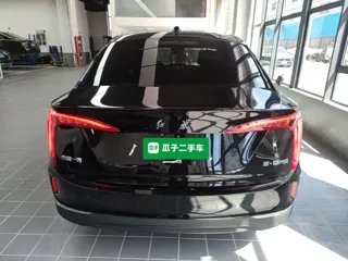 Hongqi E-QM5 2024 купить из Китая, цена 1 799 000 ₽ — Suifenhe Auto