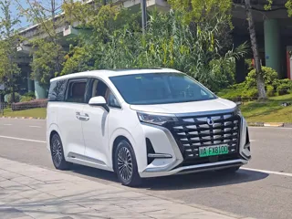 Denza D9 2024 купить из Китая, цена 5 032 000 ₽ — Suifenhe Auto