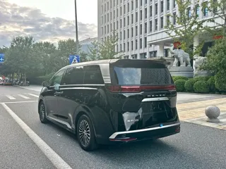 Denza D9 2026 купить из Китая, цена 6 797 000 ₽ — Suifenhe Auto