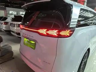 Denza D9 2024 купить из Китая, цена 6 078 000 ₽ — Suifenhe Auto
