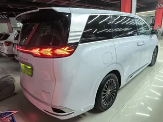 Denza D9 2024 купить из Китая, цена 6 078 000 ₽ — Suifenhe Auto