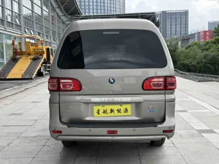 Dongfeng Fengxing Lingzhi NEV 2023 купить из Китая, цена 1 458 000 ₽ — Suifenhe Auto