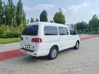 Dongfeng Fengxing Lingzhi NEV 2025 купить из Китая, цена 2 832 000 ₽ — Suifenhe Auto