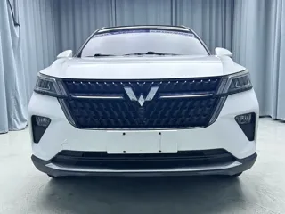 Wuling Xingchen 2022 купить из Китая, цена 1 246 000 ₽ — Suifenhe Auto