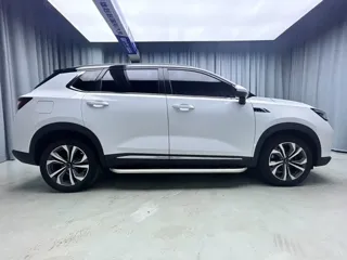 Wuling Xingchen 2022 купить из Китая, цена 1 246 000 ₽ — Suifenhe Auto