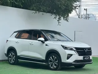 Wuling Xingchen 2022 купить из Китая, цена 1 233 000 ₽ — Suifenhe Auto