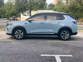 Wuling Xingchen 2022 купить из Китая, цена 1 194 000 ₽ — Suifenhe Auto