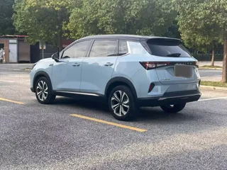 Wuling Xingchen 2022 купить из Китая, цена 1 194 000 ₽ — Suifenhe Auto