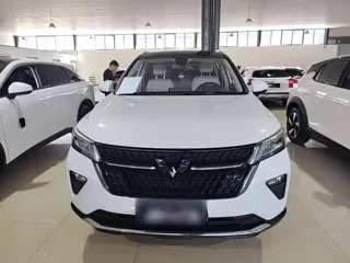 Wuling Xingchen 2022 купить из Китая, цена 1 253 000 ₽ — Suifenhe Auto